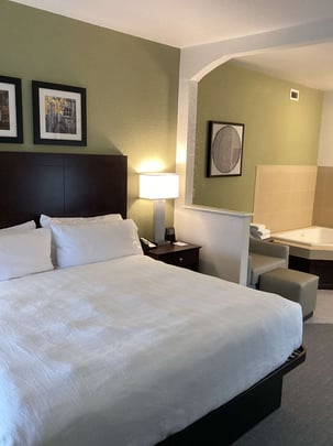 King Whirlpool Room