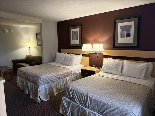 Two Double Beds with Sofabed