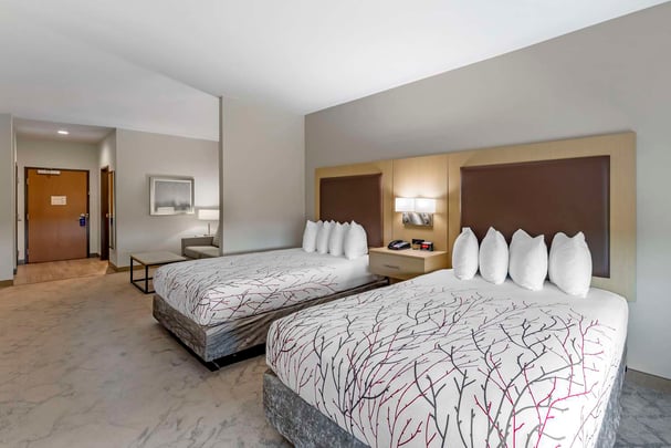 ADA Double Queen Suite