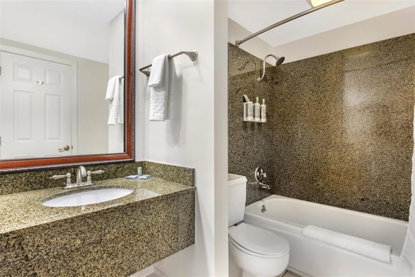 BW Florence OR KingNPBalcony