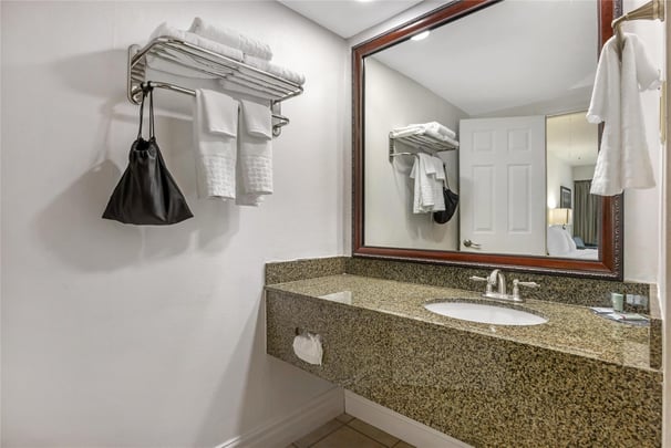 BW Florence OR KingNPBalcony