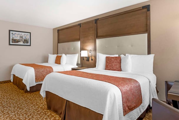 Double Queen Guest Room