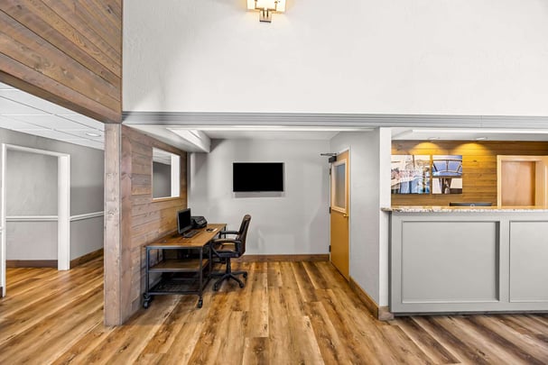 BW GrantsPass OR BusinessCenter