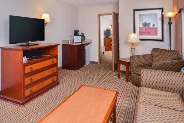 Deluxe Suite with 2 Queens