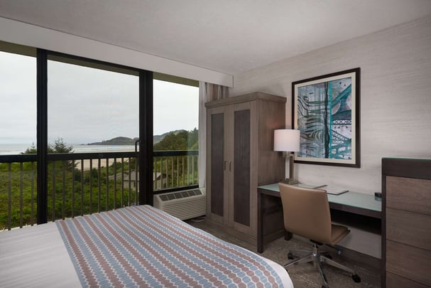 Mobility Accessible 2 Queen Beds Ocean View