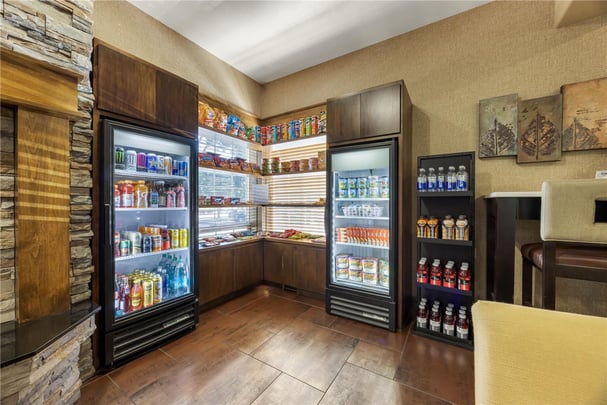 BW Albany OR Snackbar