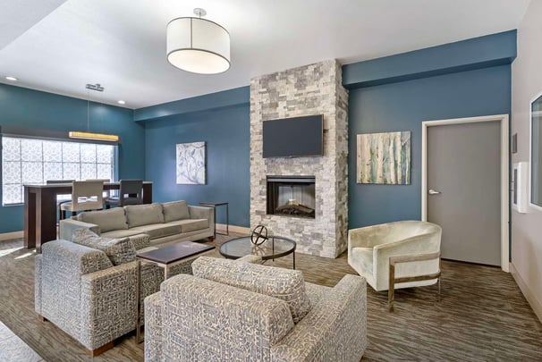 BW WhiteCity Oregon Lobby