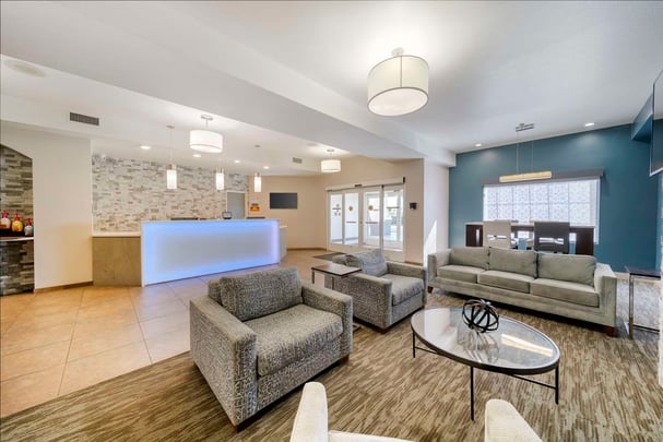 BW WhiteCity Oregon Lobby