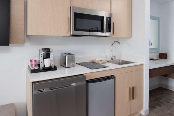 Guestroom Kitchenette