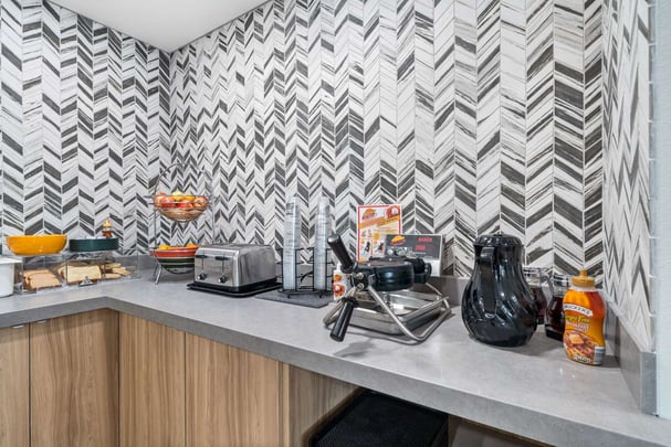 Breakfast Counter BWLO