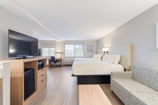 Family Room Guestroom BWLO