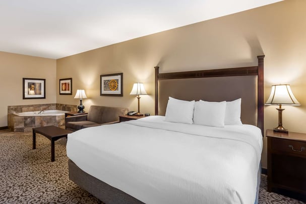 King Deluxe Room with jacuzzi