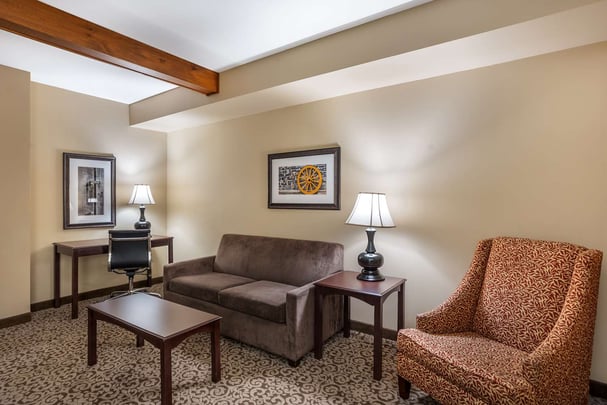 Two Room Suites Living Room King or 2 Queens