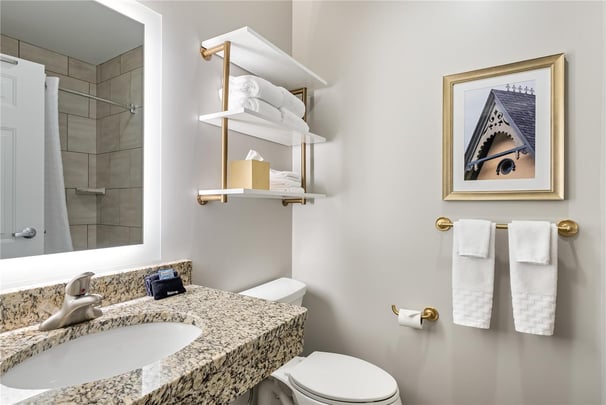 Double RM The Inn at Lewisburg