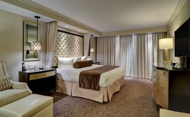 1 Bedroom King Suite