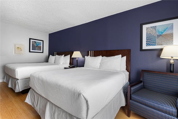 2 Queen Bed Room Pet Friendly