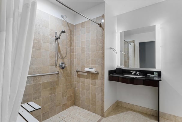 Accessible 2 Queen Rollin