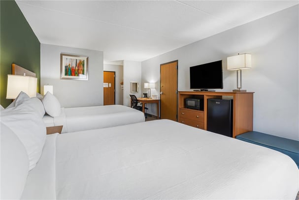 Accessible 2 Queen Non Smoking