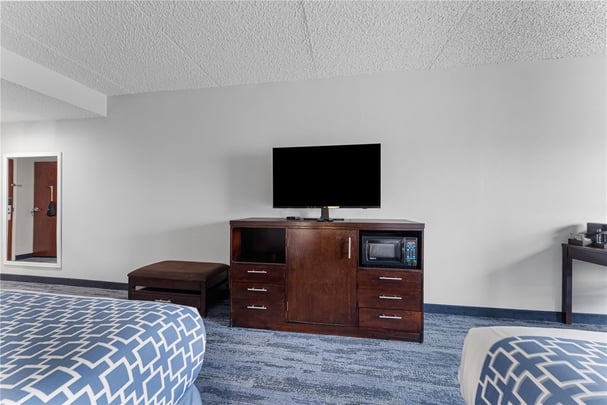 2 Queen Bed Room Large Room