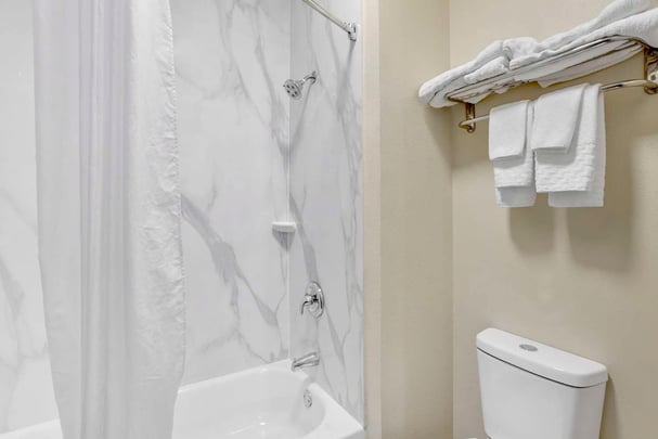 2 Queen Bed Room QQP