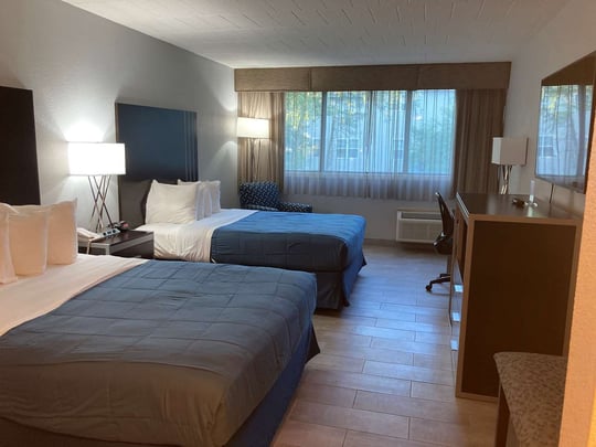 2 Queen Pet Friendly