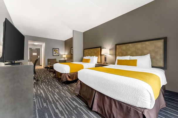 2 Queen Bed Suite Accessible