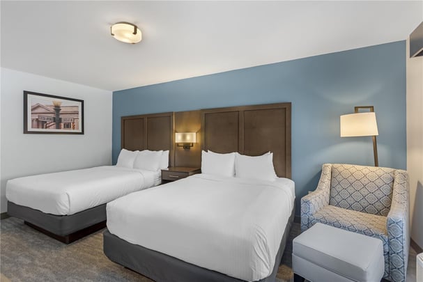 2 Queen Bed Room Shower