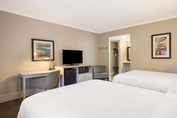 Standard Double Queen