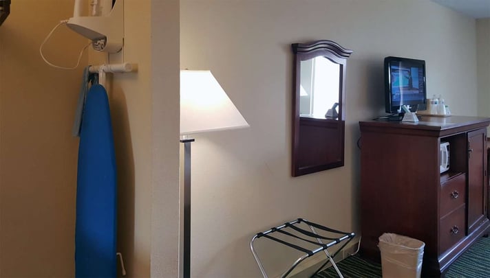 Room & Amenity