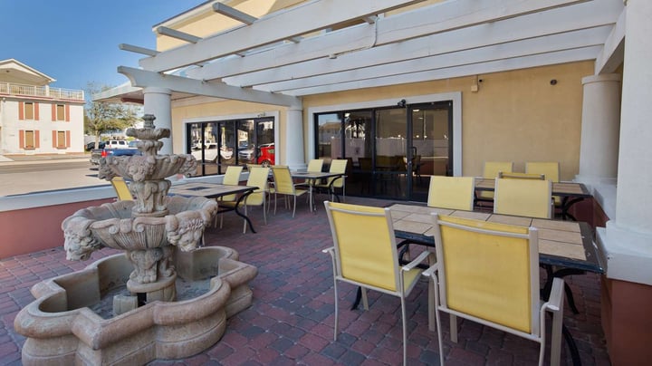 Exterior sitting area