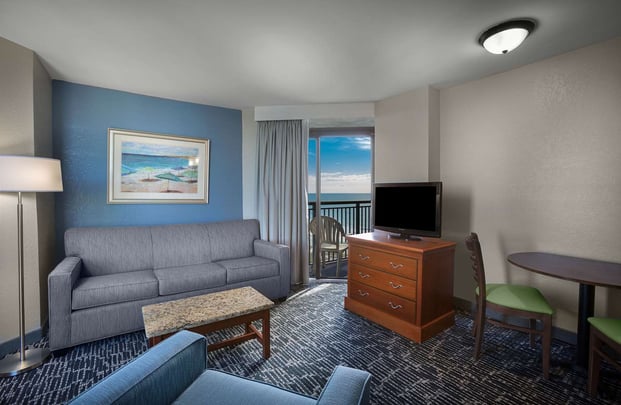 Suite with Queen Bed and Full Kitchen