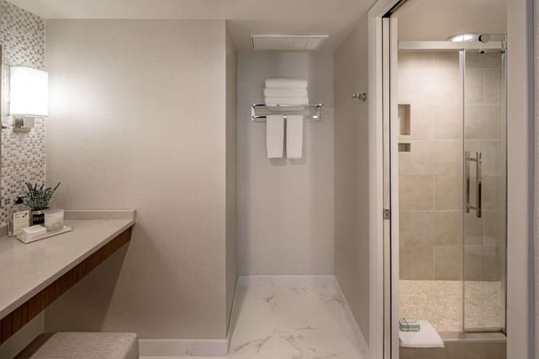 Signature Suite Bathroom