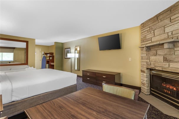 King Private Balcony Jacuzzi