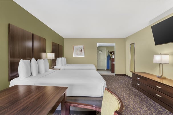 BW PigeonForge TN WQQSOF