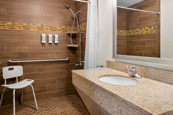 Double Queen Roll-In