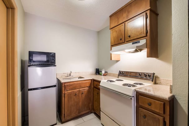 King Guest Room with Kitchenette