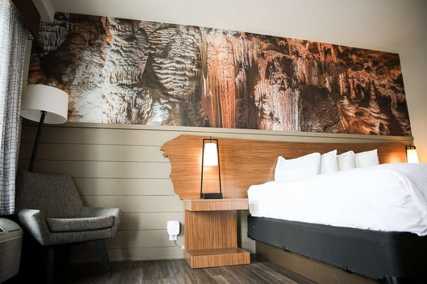 King Room - Deep in the Cave