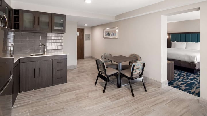 One Bedroom King Suite