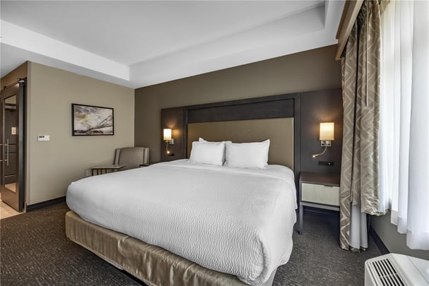 King Kitchen Walk-in Shower