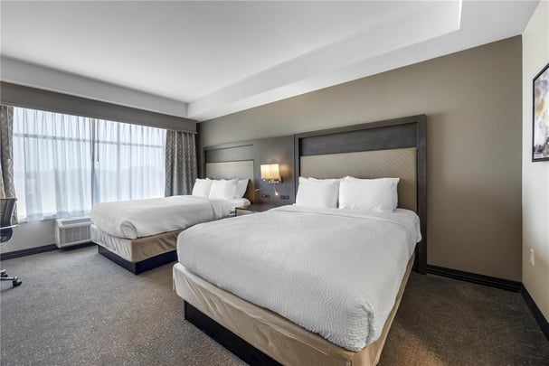 Double Queen Kitchen