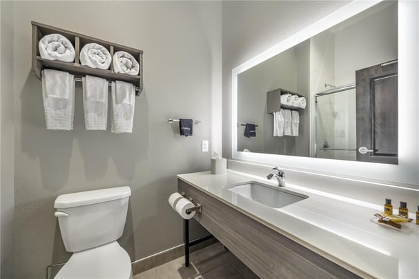 Double Queen 1st Floor