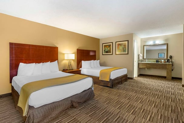 Oversized Two Queen Room