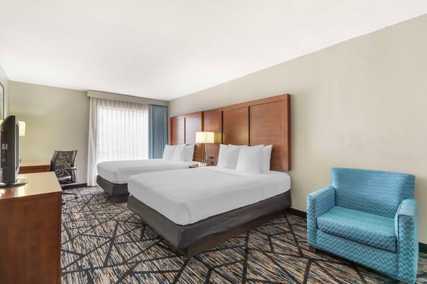 Oversized Two Queen Room