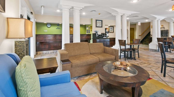 Lobby and Sitting Area