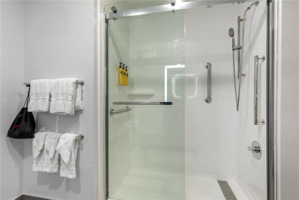 ADA King Suite - Guest Bath