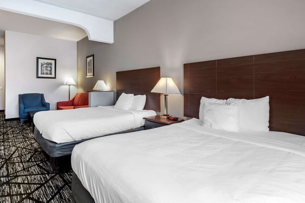 Accessible Two Queen Suite