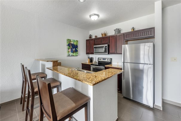 King Suite w/ Kitchenette