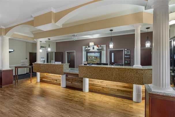 Lobby / Front Desk Reception