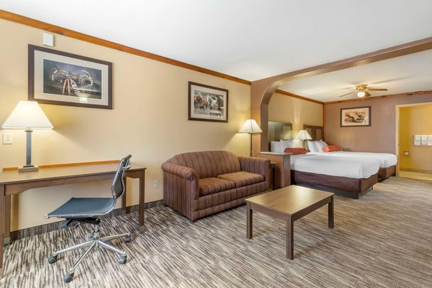 Oversized Two Doubles Room