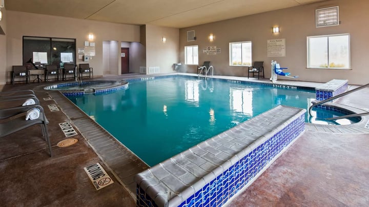 Indoor Pool & Hot Tub